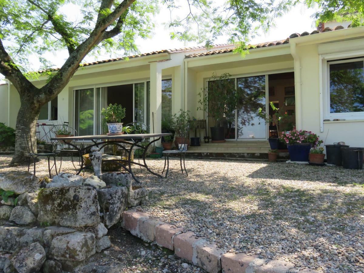 Bed and Breakfast Les 4 Eléments St Emilion Branne  Esterno foto