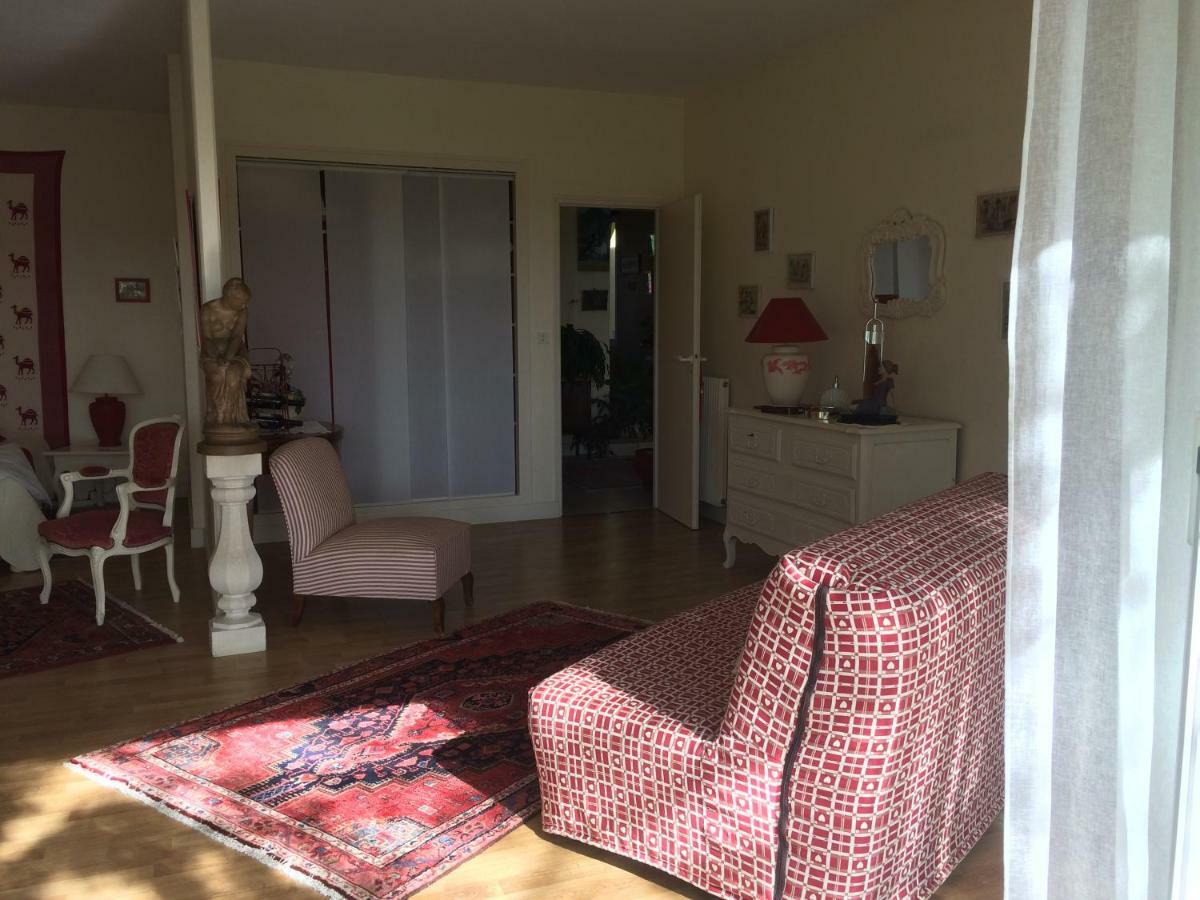 Bed and Breakfast Les 4 Eléments St Emilion Branne  Esterno foto